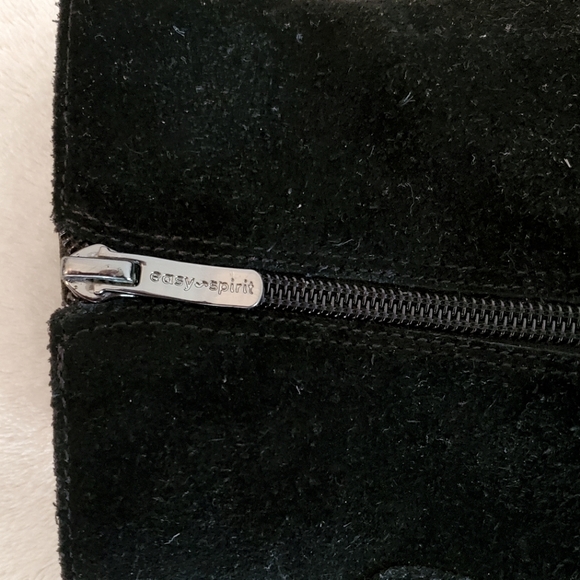 Easy Spirit Black Suede Flat Zippered Ankle Boots, Size 37 - Picture 5 of 8